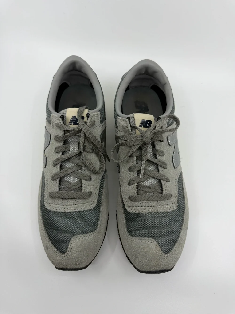 New Balance 620 Gray Suede Nylon Retro Running Sneakers Women's Size 9 CW620JJ2